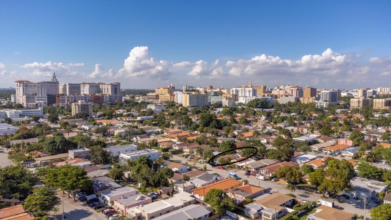 Beautiful, Fully Furnished 4Bed 2Bath House - 5 Minute Walk To Miracle Mile Downtown Coral Gables Miami Exterior foto