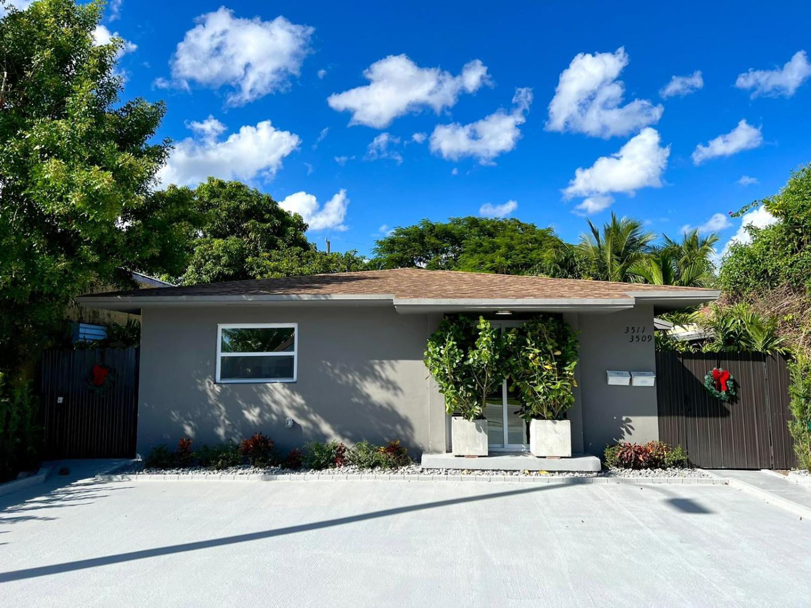 Beautiful, Fully Furnished 4Bed 2Bath House - 5 Minute Walk To Miracle Mile Downtown Coral Gables Miami Exterior foto